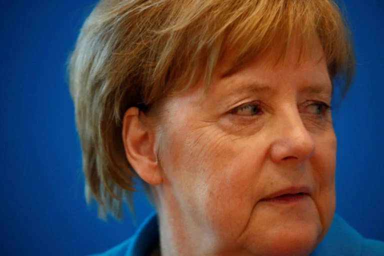 Έτσι πέφτει η κυβέρνηση Μέρκελ – Τα σενάρια της επόμενης μέρας στη Γερμανία